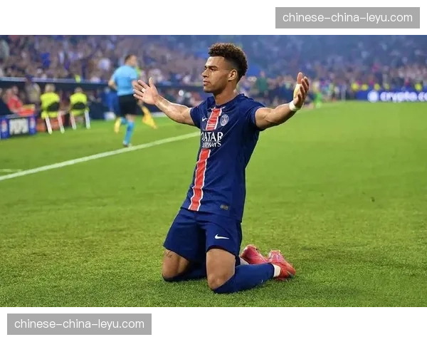 巴黎圣日耳曼3-2逆转摩纳哥，杜埃替补双响导演神奇翻盘