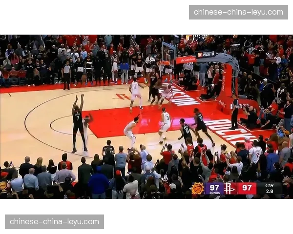 太阳124-118逆转开拓者，杜兰特34分布克28分9助攻