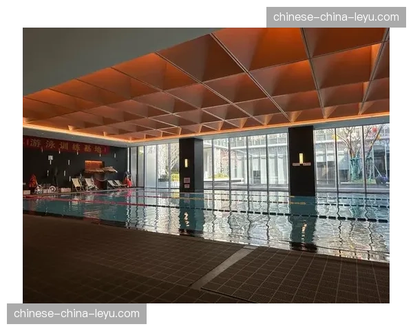 社区泳池“错峰开放”计划试点，以缓解青少年训练与公众健身需求矛盾