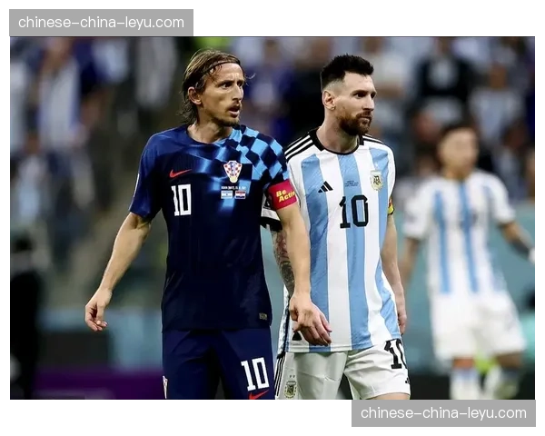 法兰克福对阵沃尔夫斯堡上半场数据：双方在对方半场夺回球权共计27次