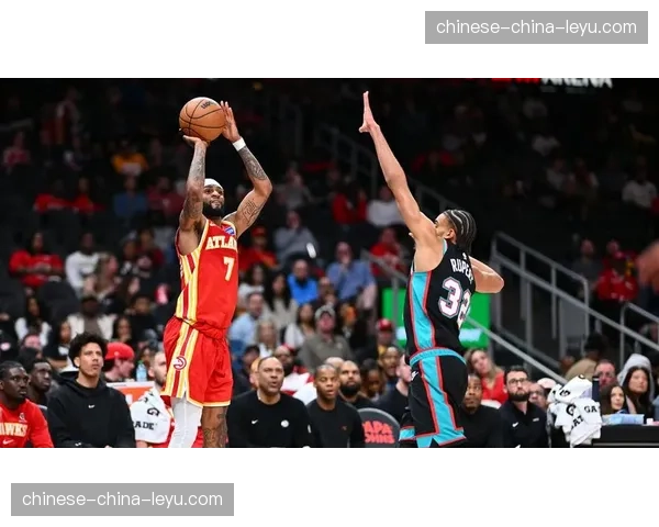 老鹰146-107大胜灰熊,亚历山大·沃克贡献26分6助攻 老鹰146-107大胜灰熊,亚历山大·沃克贡献26分6助攻